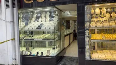 Tarsus'ta Silahlı Kuyumcu Soygunu: 100 Gram Altın Çalındı