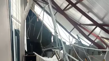 Malatya’da Şiddetli Kar, Mevlit Salonunun Çatısını Yıktı