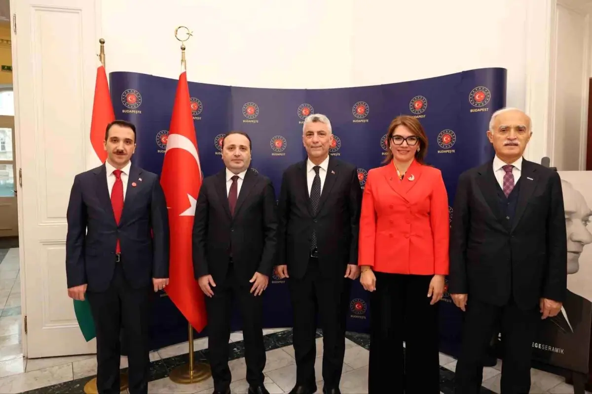 Ticaret Bakanı Bolat Budapeşte’de