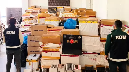 Artvin'de 300 Milyon TL Değerinde Kaçak Parfüm ve Gıda Takviyesi Operasyonu