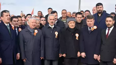 Yeni inşa edilen bölünmüş yol örneği