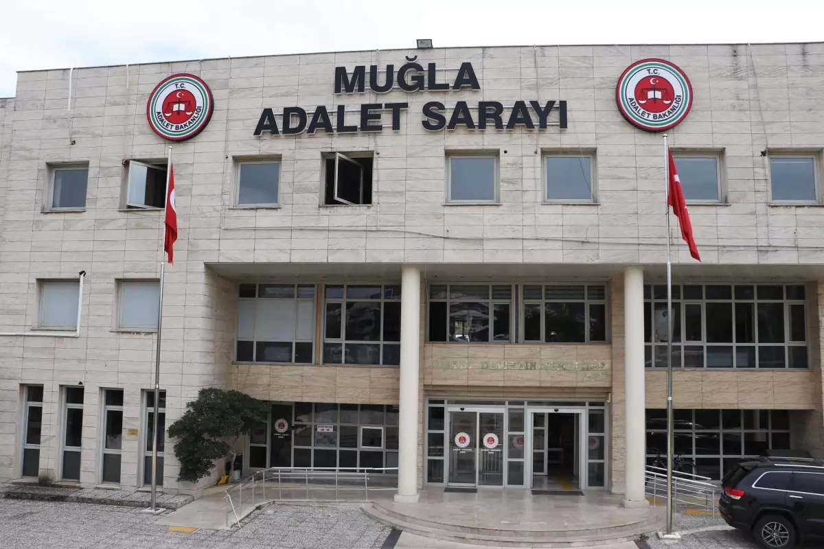 Dolandırıcı tutuklandı