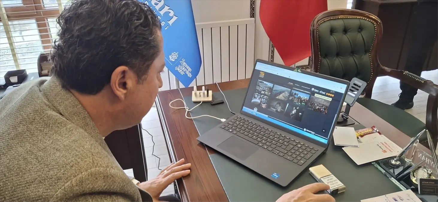 Beypazarı Belediye Başkanı Özer Kasap, AA’nın Yılın Kareleri oylamasına katılıyor