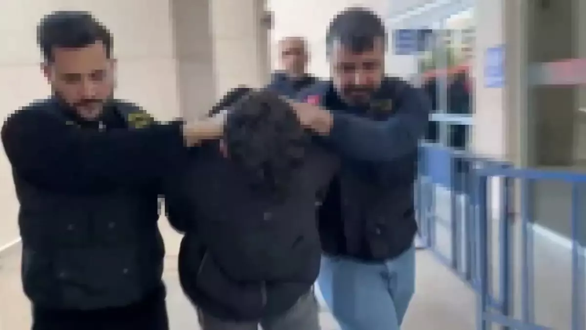 Fatih’te Hanutçunun Çinli Turiste Şiddetli Müdahalesi Gözaltına Alındı