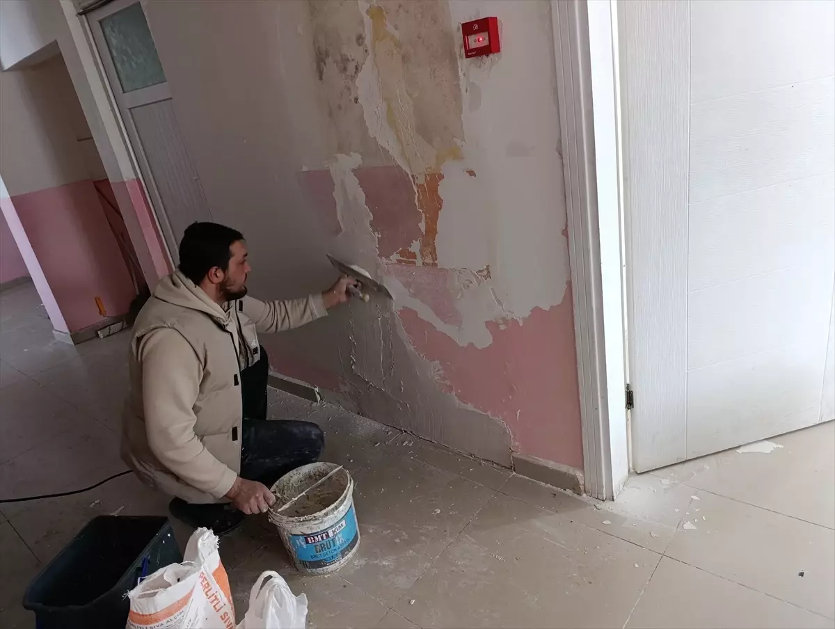 Baharözü Köy Okulu Gönüllülerle Yeniden Canlandı