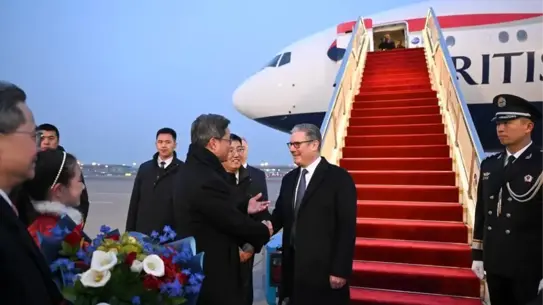 Keir Starmer, Pekin’de Resmi Görüşmeler Gerçekleştirdi