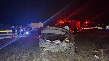 Çorum’da İki Araç Çarpıştı: 8 Kişi Hastaneye Sevk Edildi