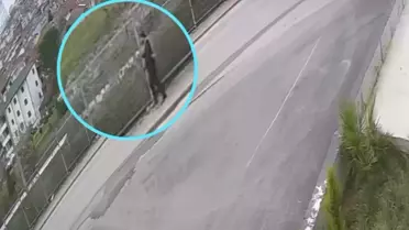 Şüpheli tutuklanırken çekilen fotoğraf