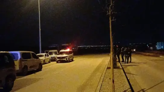 Çorum'da 5 Katlı Bina Üst Katına Düşen Yorgun Mermi: Kimse Yaralanmadı