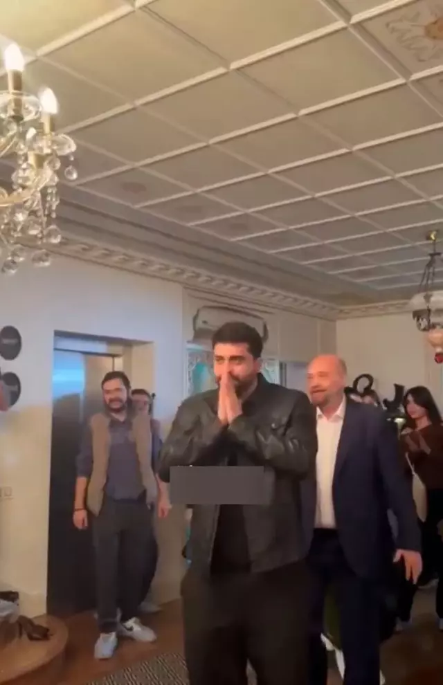 Stüdyo içindeki duygusal an