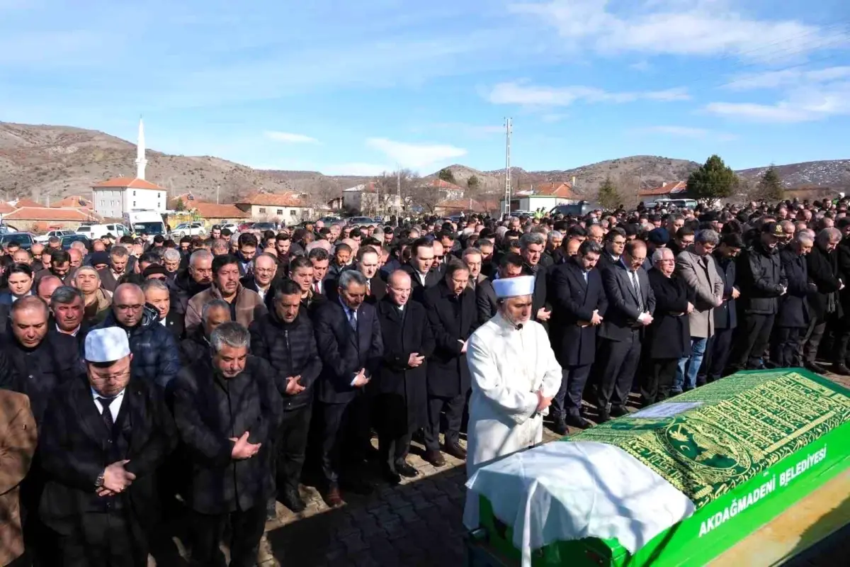 TBMM Üyesi Bekir Bozdağ’ın Kayınvalidesi Yeter Dinç Hayatını Kaybetti