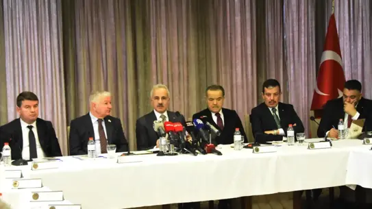 Uraloğlu: 2,5 Trilyon Dolarlık Terör Harcaması Altyapı Yatırımlarına Dönüştürülebilir