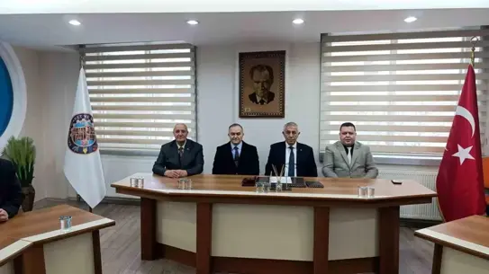 MHP'li Erkan Akçay'dan Çiftçilere Vergi ve Destek İstemi