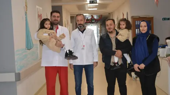 8 Mıknatıslı Boncuk Yutan 4 Yaşındaki Çocukta Başarılı Cerrahi Müdahale