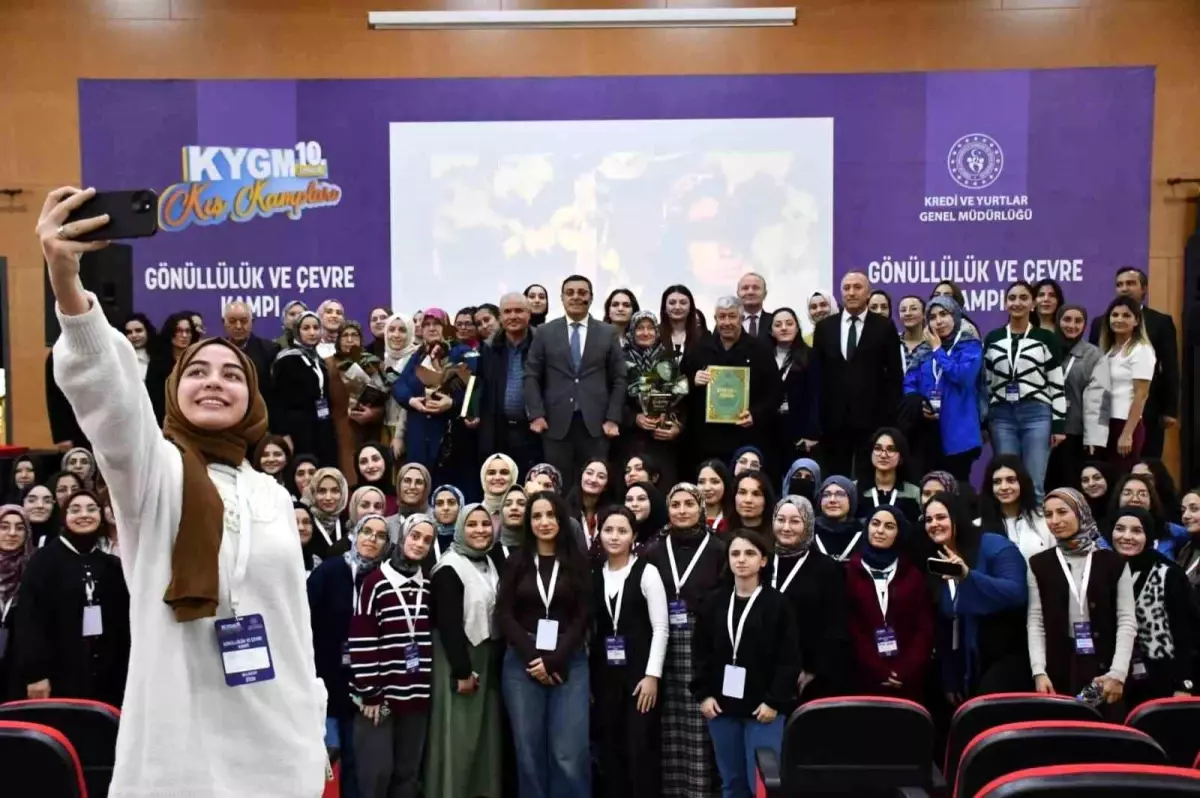 Balıkesir'de Kredi ve Yurtlar 10 Tematik Kış Kampı Öğrencileriyle Devam Ediyor