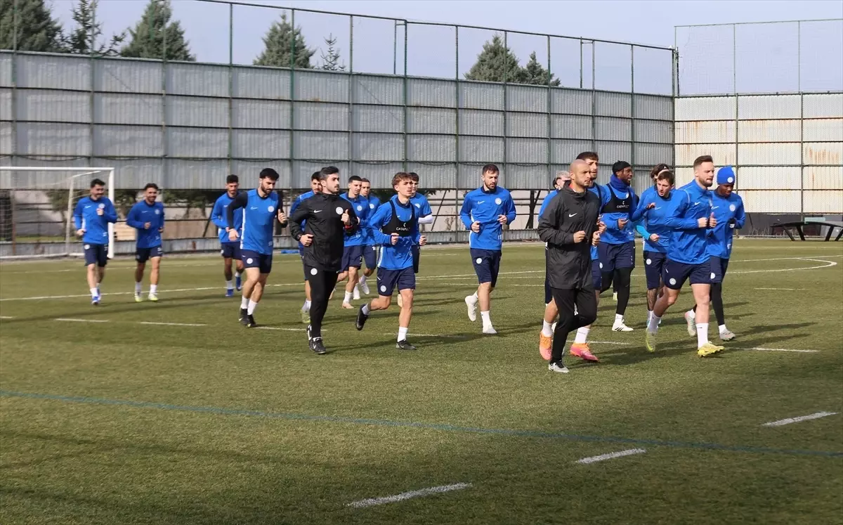 Caykur Rizespor takımının İstanbul'dan dönüşü