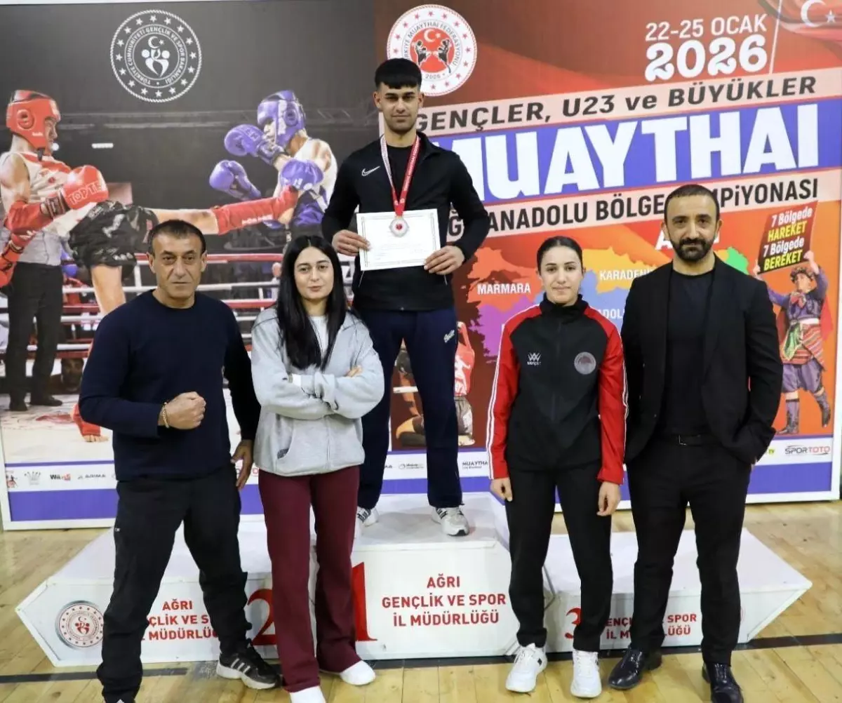 Elazığlı Sporcular Doğu Anadolu Muay Thai Şampiyonası’nda 10 Birincilik Kazandı
