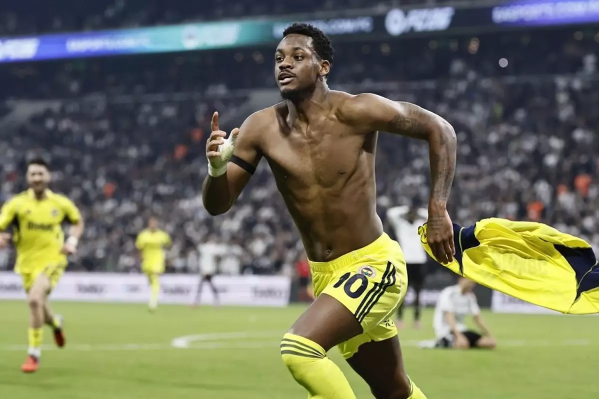 Jhon Duran Fenerbahçe forması