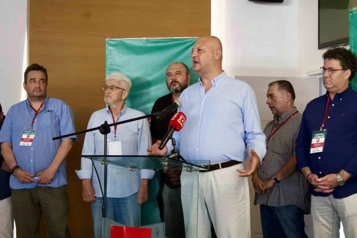 Karşıyaka Başkanı Cicibaş’ın İstifası Red Edildi, Görevine Devam Ediyor