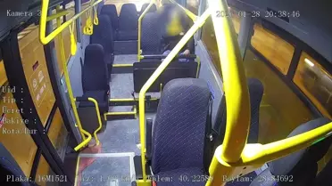 Bursa Otobüsünde Kalp Krizi Geçiren Yolcunun Hayatı 5 Dakikada Kurtarıldı