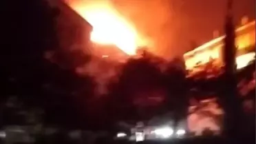 Yalova’da 5 Katlı Binanın Çatı Katında Mangaldan Çıkan Yangın Kontrol Altına Alındı