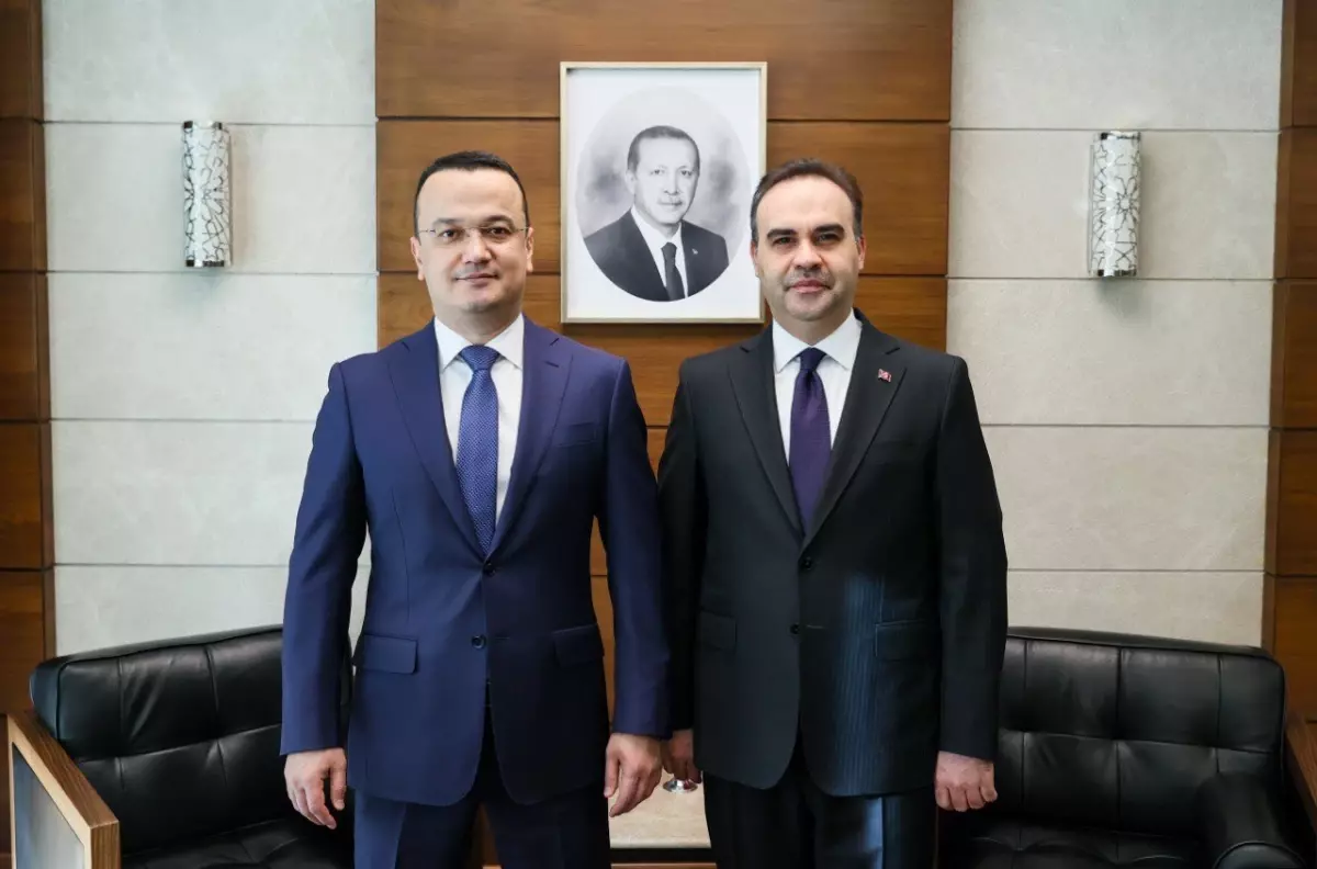 Sanayi ve Teknoloji Bakanı Kacır, Özbekistan'la Ticaret ve Yatırım İşbirliğini Derinleştirdi