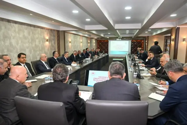 Pilot proje kapsamında besilik hayvan üretimi