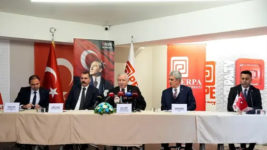 MHP'li Celal Adan, Perpa Ticaret Merkezi'nde Türkiye'nin Çok Taraflı Dış Politikası Üzerine Açıklama Yaptı