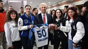 Ankara Büyükşehir Başkanı Mansur Yavaş'tan Gençlerle Katılımcı Şehir Yönetimi Söylemi