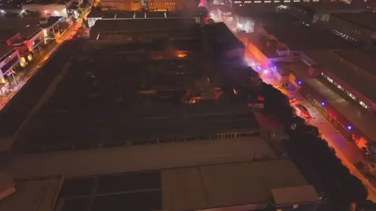 Nilüfer'de Kimyasal Fabrika Yangını Kontrol Altına Alındı: 4 Saatte Söndürüldü