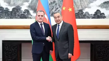 Çin Dışişleri Bakanı Wang Yi, Azerbaycan ile Stratejik Ortaklığı Derinleştiriyor