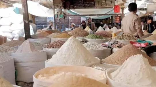 BM Dünya Gıda Programı, Yemen'de Husi Kontrolündeki Bölgelere Yardımı Durdurdu