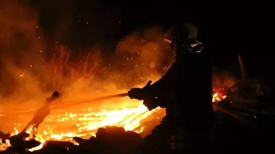 Kastamonu’da Çıkan Yangın 3 Evi ve 2 Samanlığı Mahvetti