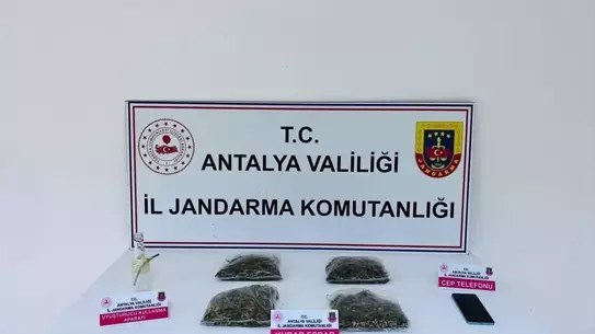 Ele geçirilen esrarın ambalajı