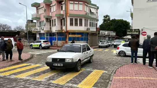 Gazipaşa’da Otomobil ve Motosiklet Çarpışması: 2 Yaralı