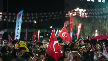 CHP Lideri Özgür Özel, Bağcılar’da Uyuşturucu Sorununa Dikkat Çekti ve Seçim Çağrısı Yaptı