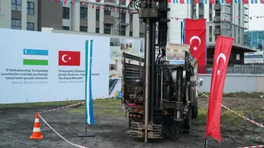 Bakırköy'de Özbekistan Devlet Okulu'nun Taş Koyuş Töreni Gerçekleşti