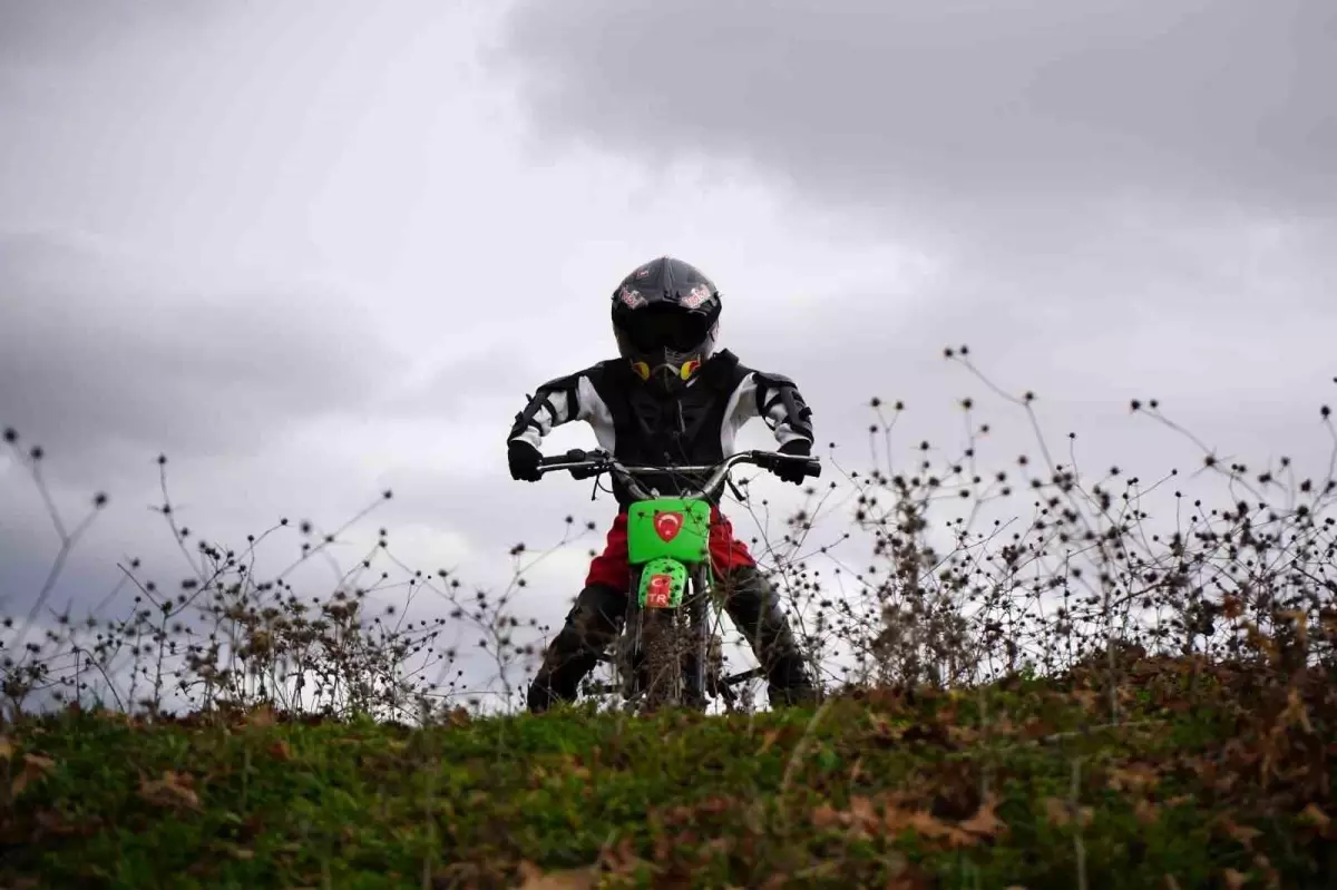 5 Yaşındaki Motosiklet Tutkunu Ertuğrul’un Şampiyonluk Yolculuğu