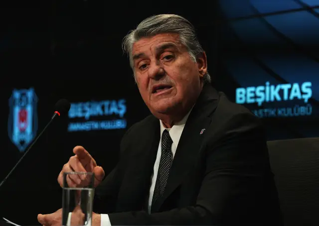 Beşiktaş tribününde tezahüratlar