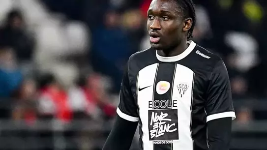 Fenerbahçe, Angers'li Genç Golcü Sidiki Cheriff ile Anlaşma Sağladı