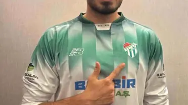 Bursaspor, Emir Kaan Gültekin'i Kadrosuna Katıyor