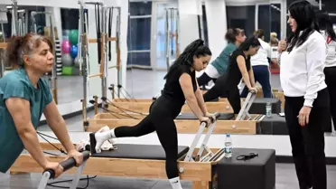 Mersin'de Kadınlar Ücretsiz Reformer Pilates Kurslarıyla Beden ve Zihinlerini Güçlendiriyor