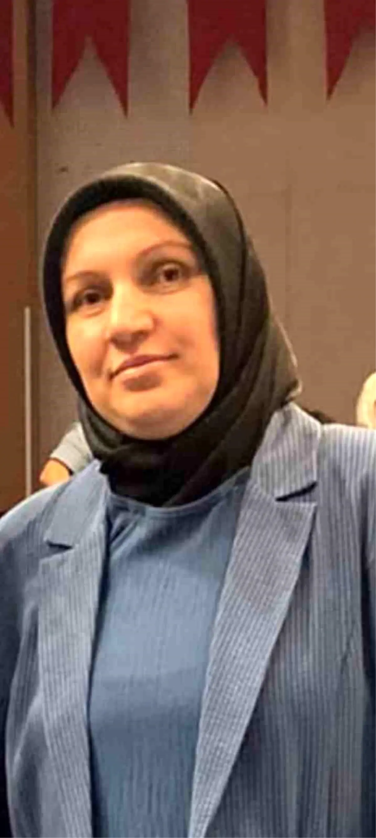 Cam silme sırasında düşen öğretmen Ülkühan Atmaca