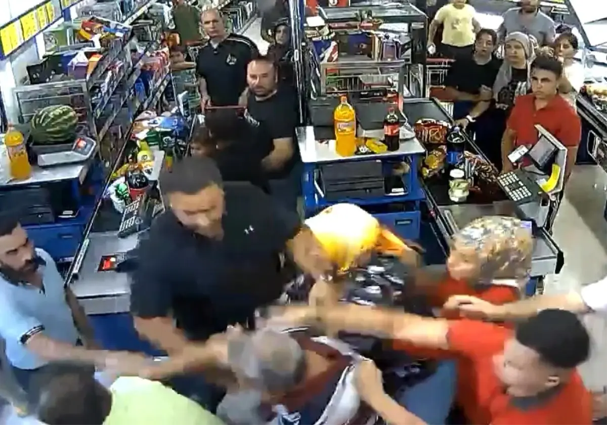 Gaziantep marketinde saldırıya uğrayan iki kız çocuğu