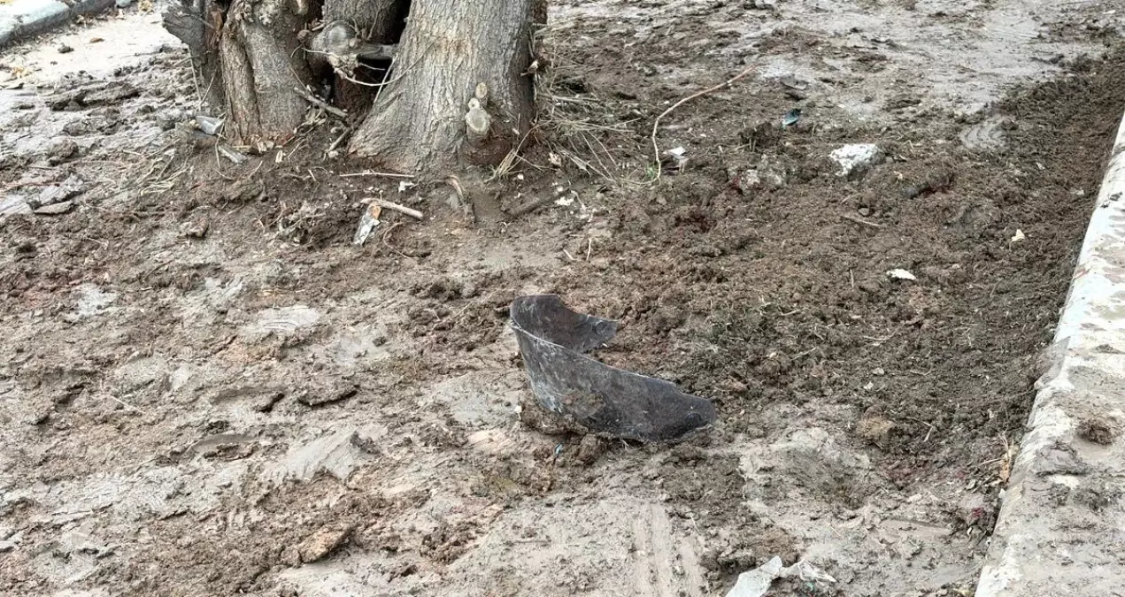 Ankara’da Yağışlı Hava Nedeniyle Motosiklet Kazası: Kurye Hayatını Kaybetti