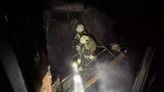 Düzce Strafor Fabrikasında 2,5 Saatlik Mücadele Sonucu Yangın Söndürüldü