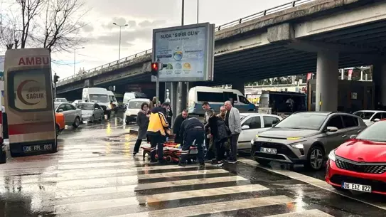 Ankara’da Yaya Geçidinde Kadına Çarpan Araç Trafik Olayı