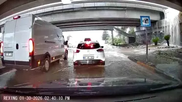 Adana’da Şiddetli Yağış ve Hortum Felaketi: 72 kg/metrekare Yağış, Yol ve Evler Su Altında