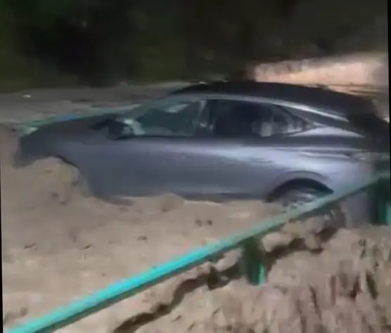 Muğla’da selden kaçan kişi