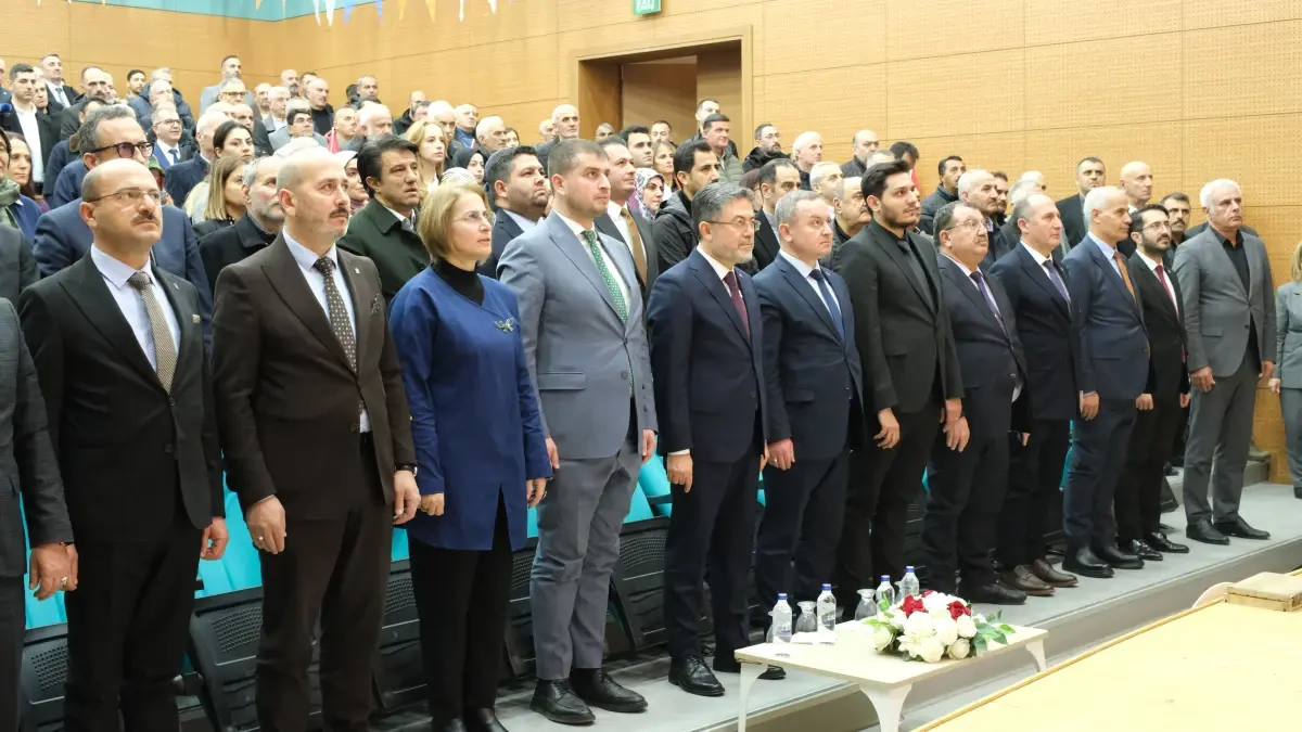 Tarım Bakanı Yumaklı, Artvin'de Su ve Tarım Politikalarını Görüştürdü